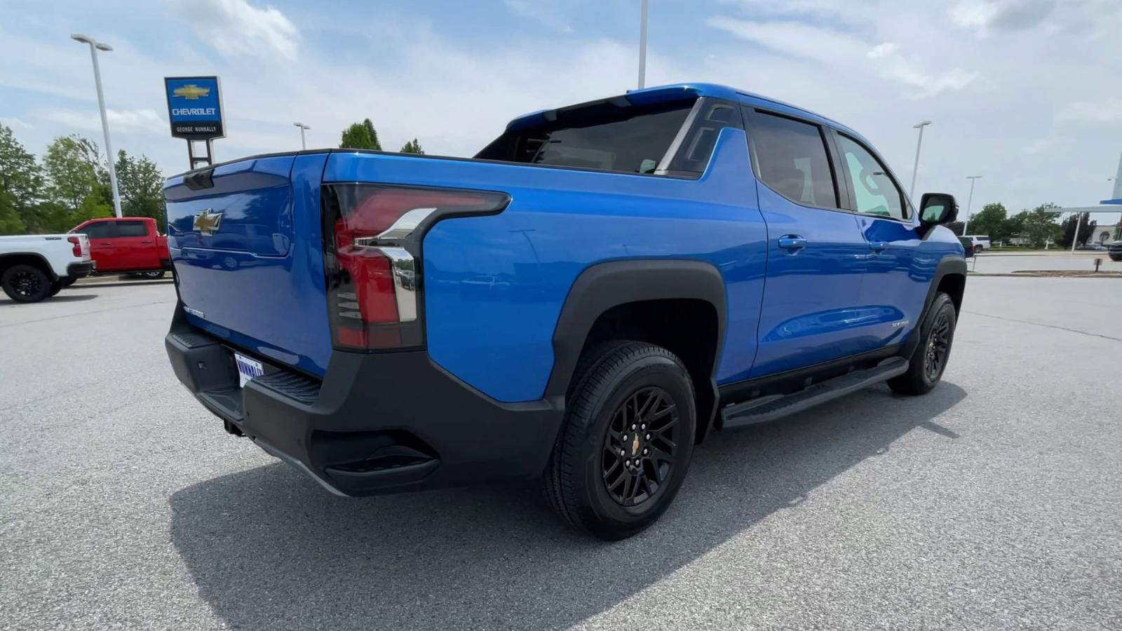 2025 Chevrolet Silverado EV Vehicle Photo in BENTONVILLE, AR 72712-4322