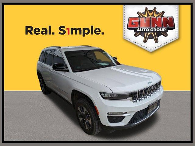2022 Jeep Grand Cherokee 4xe Vehicle Photo in SELMA, TX 78154-1460