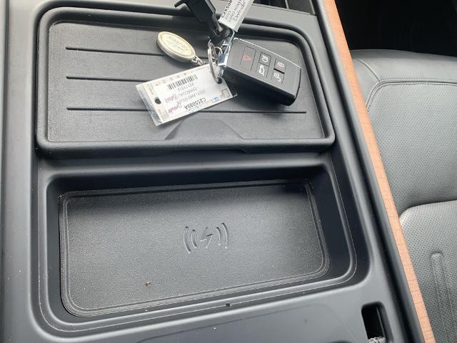 2023 Defender Vehicle Photo in GREEN BAY, WI 54304-5303