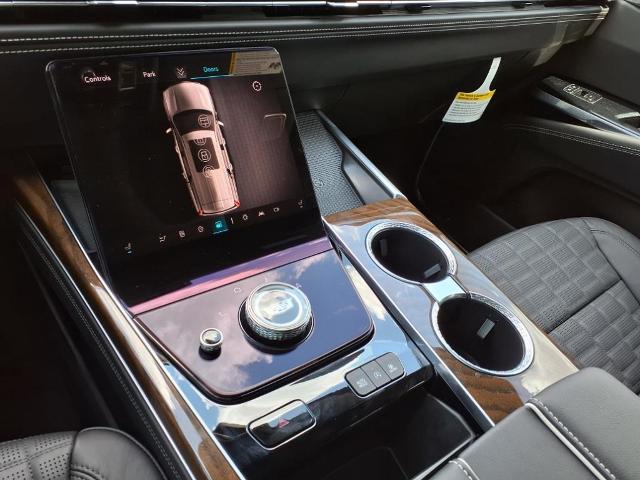 2025 Cadillac Escalade Vehicle Photo in Tampa, FL 33612