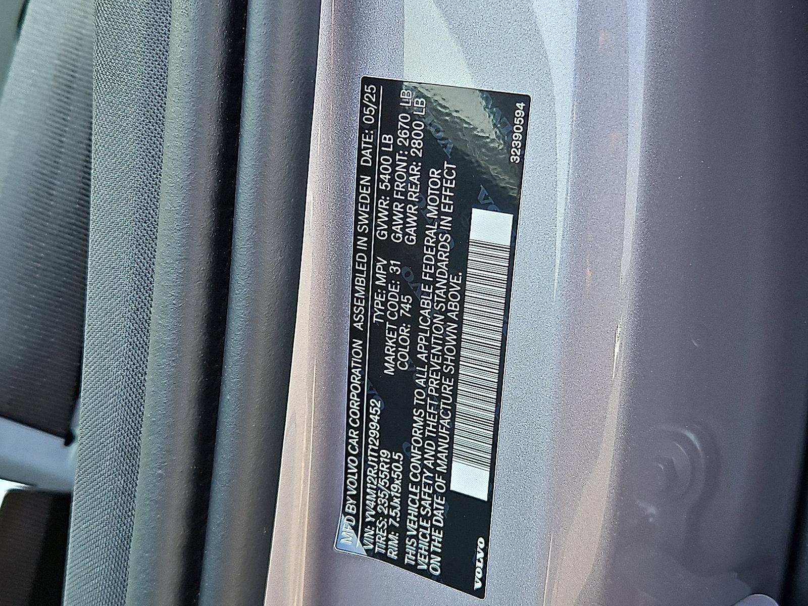 2026 Volvo XC60 Vehicle Photo in Trevose, PA 19053