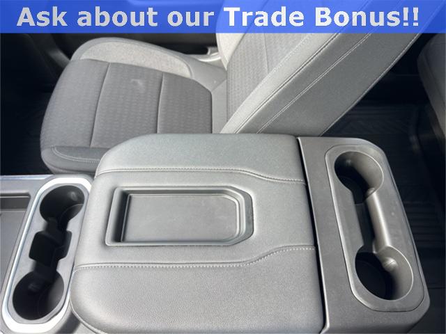 2021 Chevrolet Silverado 1500 Vehicle Photo in GREEN BAY, WI 54304-5303