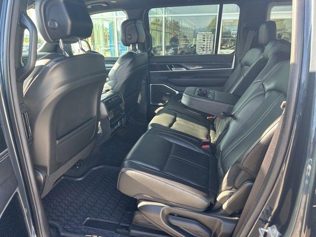 2022 Jeep Wagoneer Vehicle Photo in BENTONVILLE, AR 72712-4322