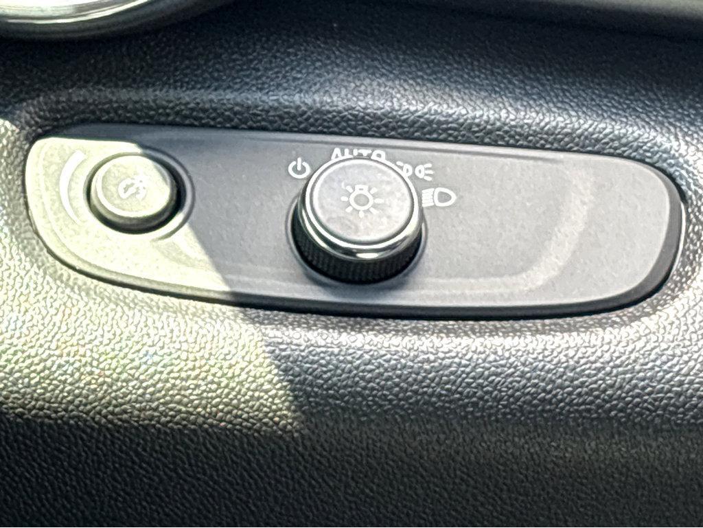 2025 Chevrolet Trax Vehicle Photo in POOLER, GA 31322-3252