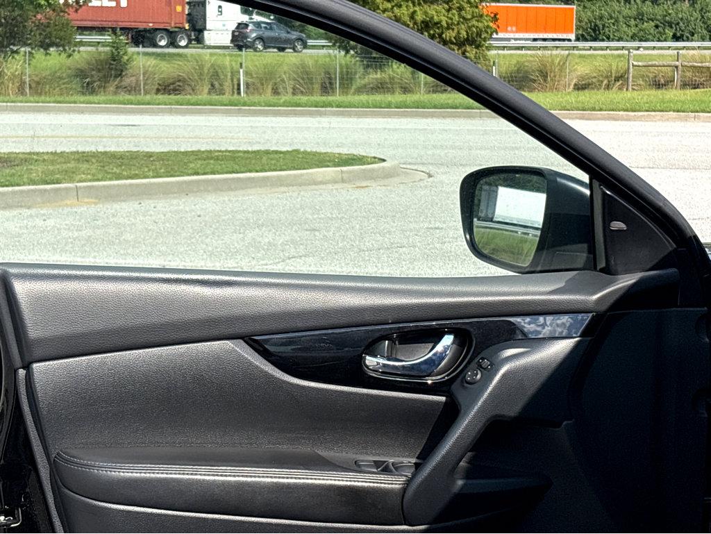 2022 Nissan Rogue Sport Vehicle Photo in POOLER, GA 31322-3252