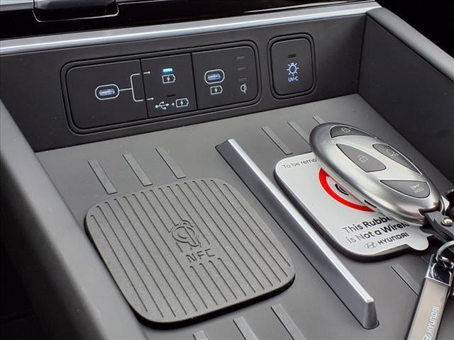 2025 Hyundai SANTA FE Vehicle Photo in Peoria, IL 61615
