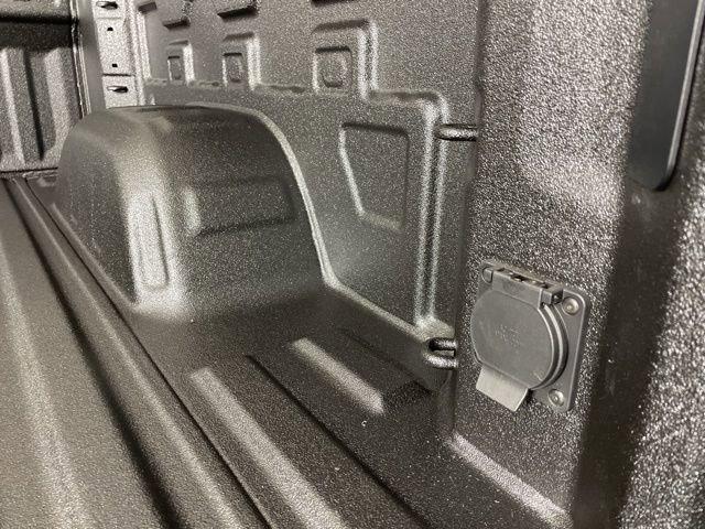 2025 Chevrolet Silverado 1500 Vehicle Photo in PHOENIX, AZ 85014-3381