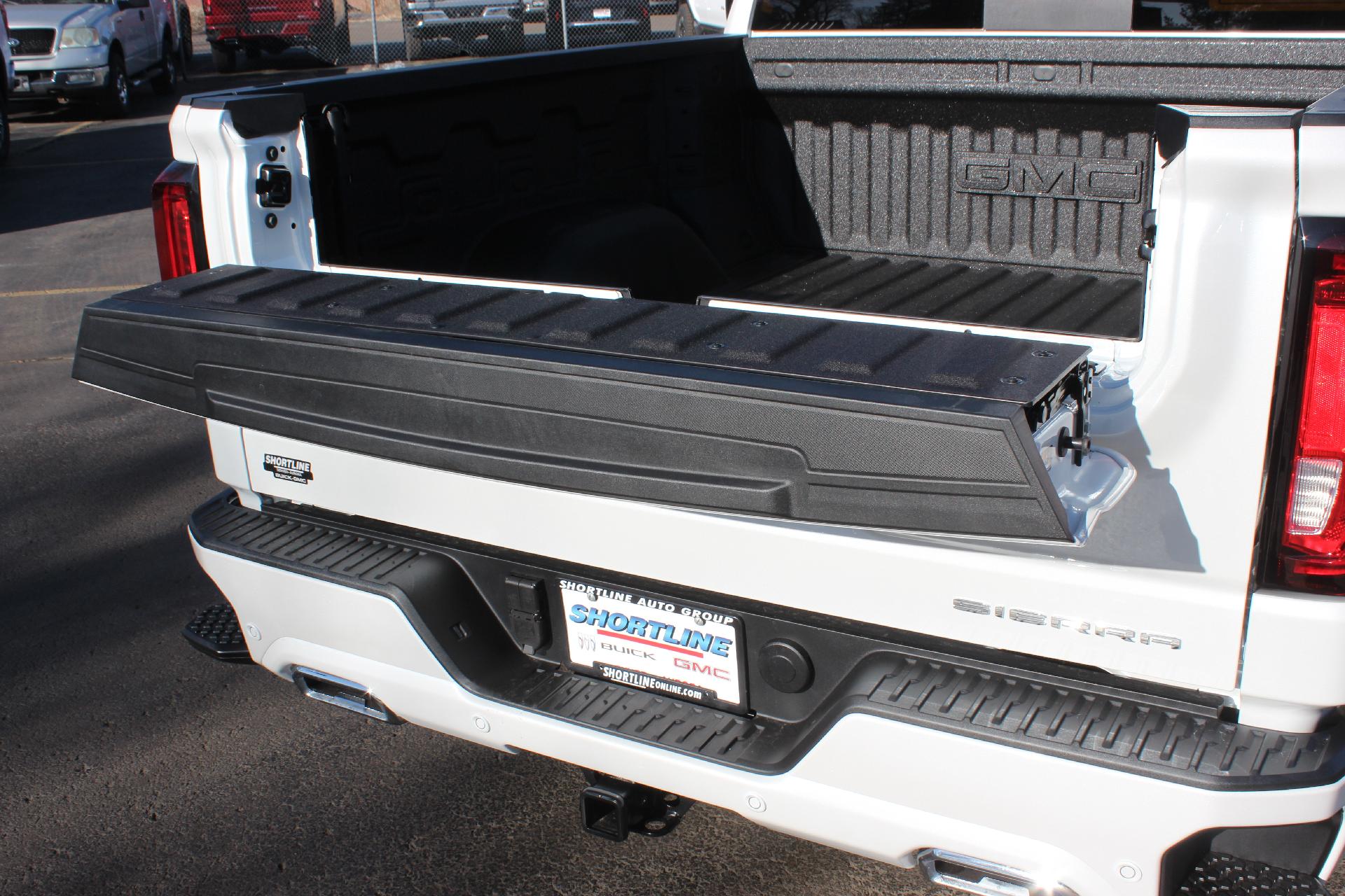 2025 GMC Sierra 1500 Vehicle Photo in AURORA, CO 80012-4011
