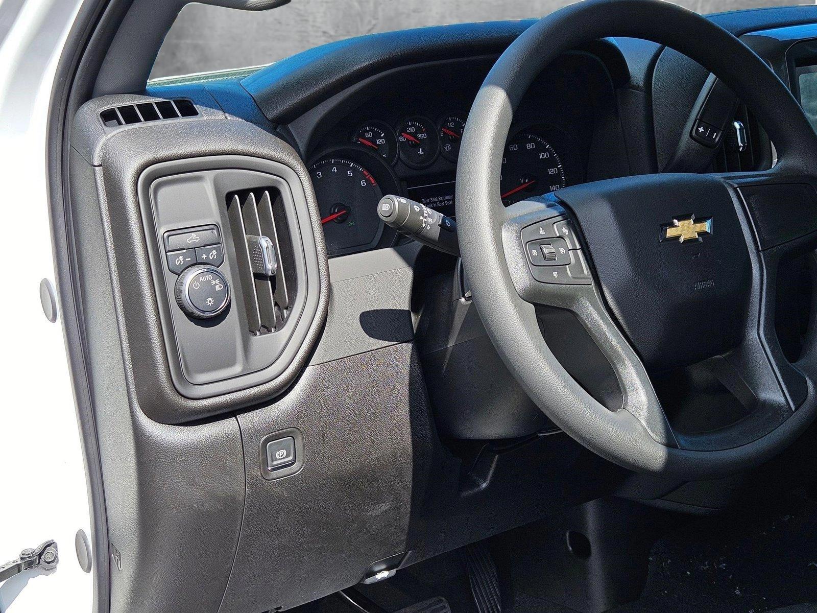 2025 Chevrolet Silverado 1500 Vehicle Photo in GREENACRES, FL 33463-3207