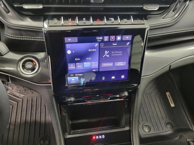 2023 Jeep Grand Cherokee L Vehicle Photo in NEENAH, WI 54956-2243
