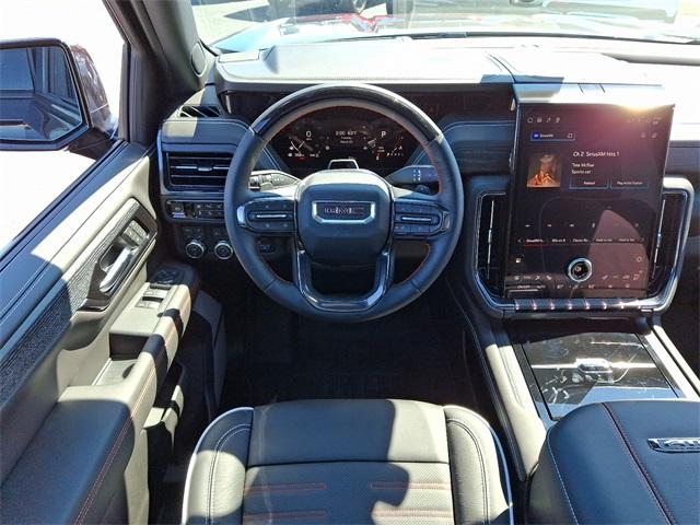 2025 GMC Yukon Vehicle Photo in LEWES, DE 19958-4935