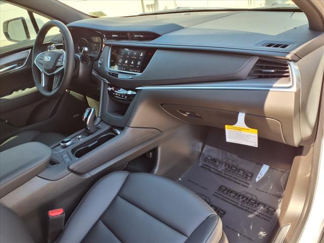 2025 Cadillac XT5 Vehicle Photo in TAMPA, FL 33612-3404