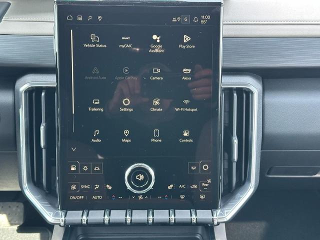 2025 GMC Acadia Vehicle Photo in COLUMBIA, MO 65203-3903