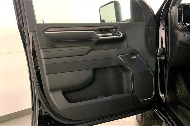 2024 Chevrolet Silverado 2500 HD Vehicle Photo in KANSAS CITY, MO 64114-4502