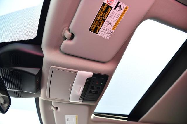 2025 Nissan Rogue Vehicle Photo in Ballwin, MO 63011