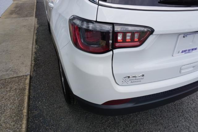 2022 Jeep Compass Vehicle Photo in FAIRMONT, WV 26554-2318