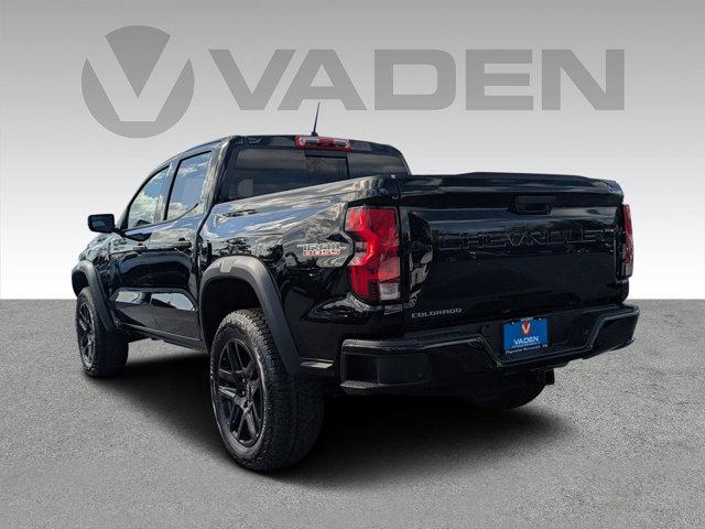 2025 Chevrolet Colorado Vehicle Photo in BRUNSWICK, GA 31525-1881