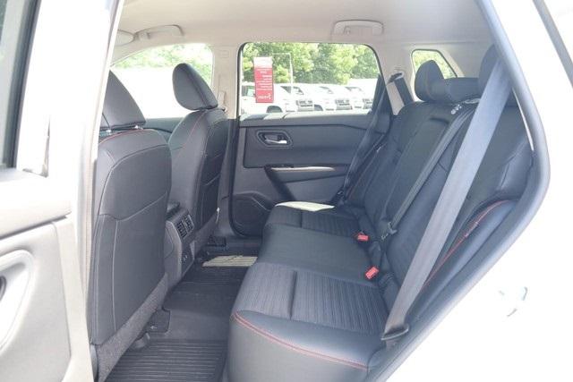 2025 Nissan Rogue Vehicle Photo in Hazelwood, MO 63042