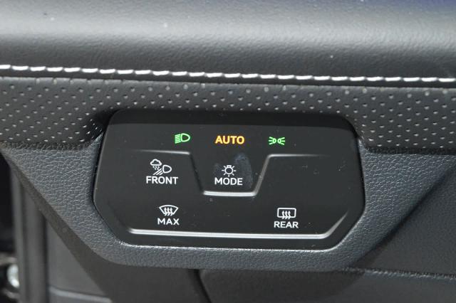 2024 Volkswagen Atlas Cross Sport Vehicle Photo in Houston, TX 77090