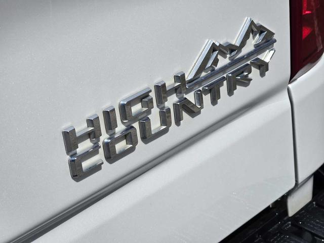 2022 Chevrolet Silverado 1500 Vehicle Photo in DENTON, TX 76210-9321