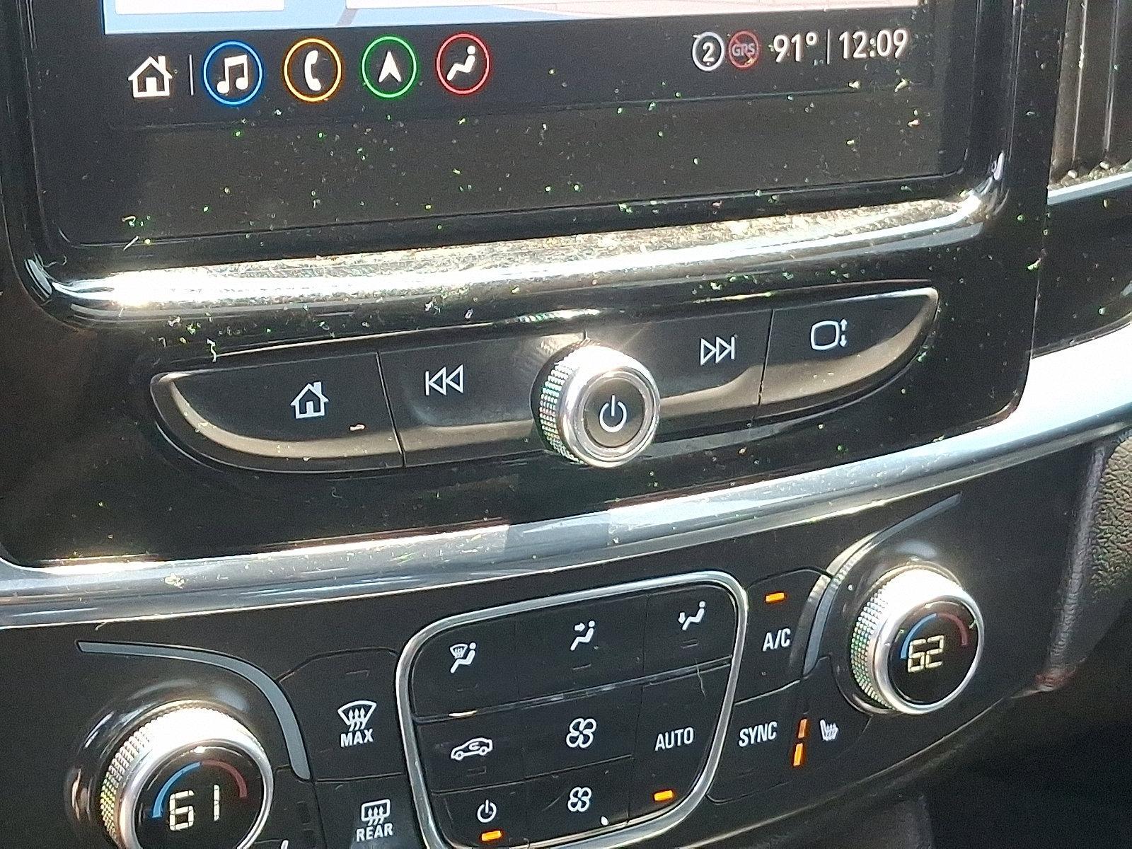 2023 Chevrolet Traverse Vehicle Photo in Trevose, PA 19053