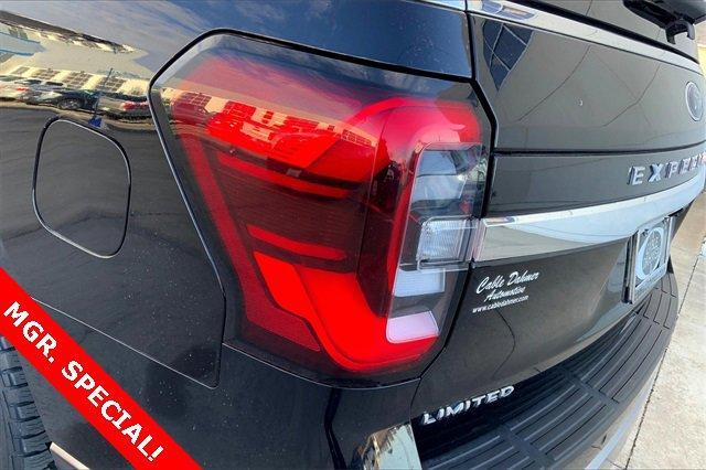2022 Ford Expedition Vehicle Photo in TOPEKA, KS 66609-0000