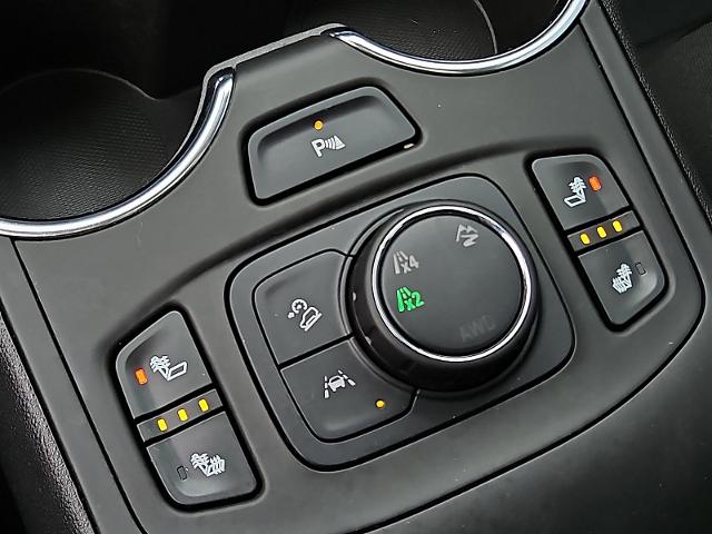 2023 GMC Terrain Vehicle Photo in TREVOSE, PA 19053-4984