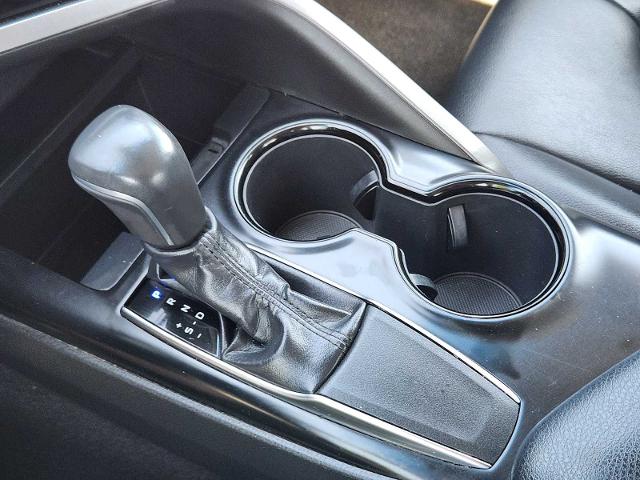 2019 Toyota Camry Vehicle Photo in DENTON, TX 76210-9321