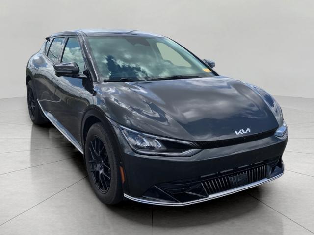 2022 Kia EV6 Vehicle Photo in GREEN BAY, WI 54303-3330