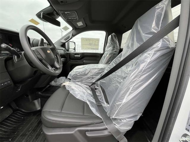 2024 Chevrolet Silverado 3500 HD Vehicle Photo in ALCOA, TN 37701-3235