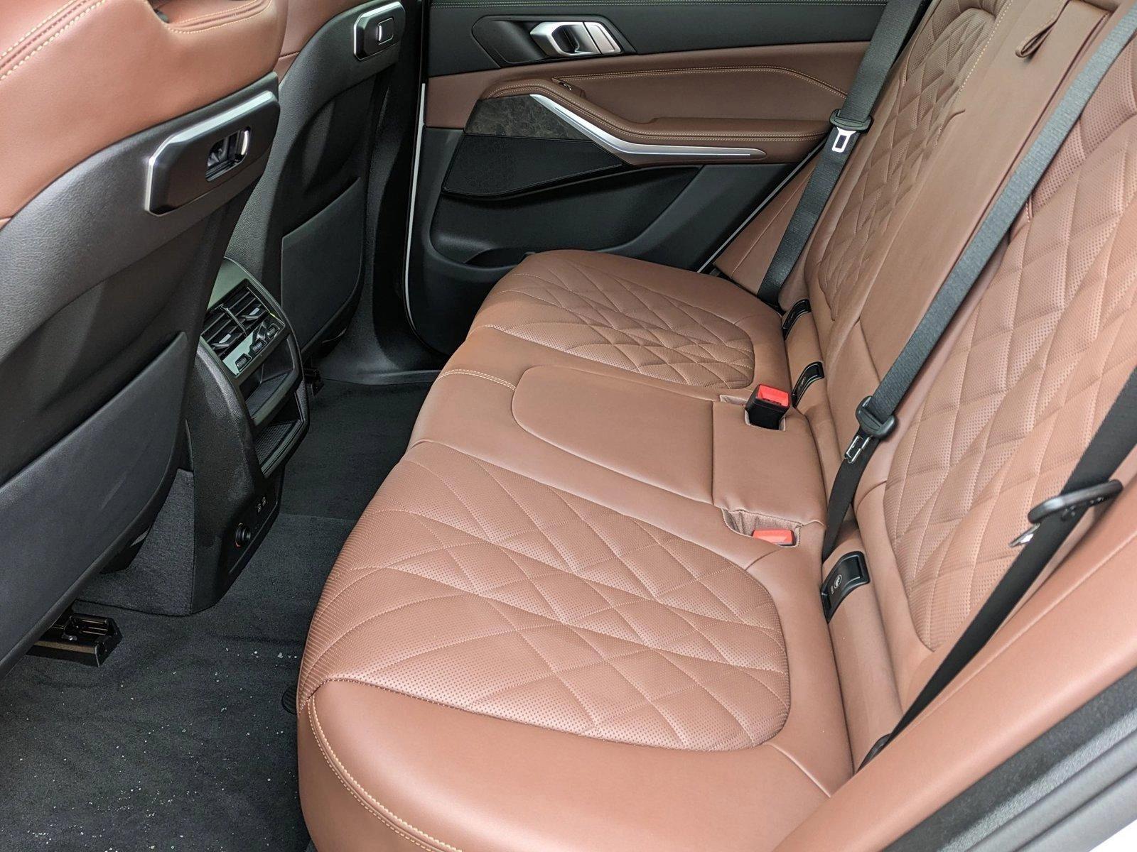 2025 BMW X5 xDrive50e Vehicle Photo in Rockville, MD 20852