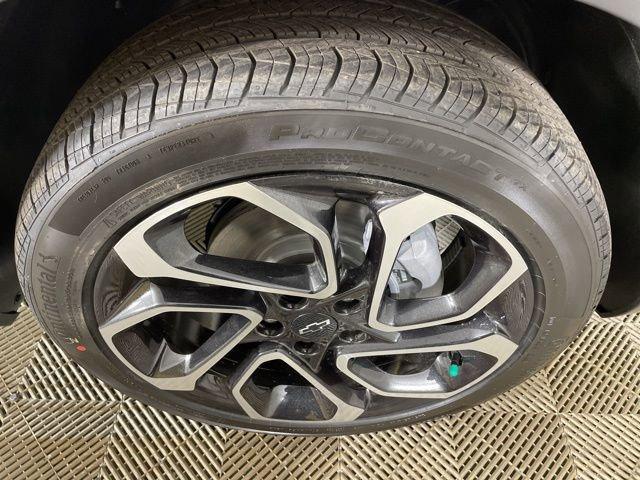 2025 Chevrolet Trax Vehicle Photo in PHOENIX, AZ 85014-3381
