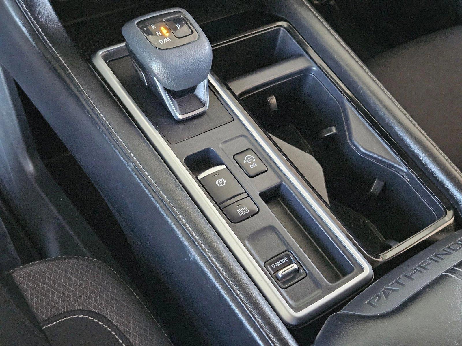 2022 Nissan Pathfinder Vehicle Photo in Henderson, NV 89014