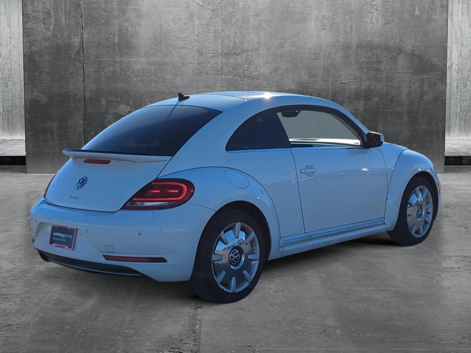 2019 Volkswagen Beetle Vehicle Photo in Memphis, TN 38128