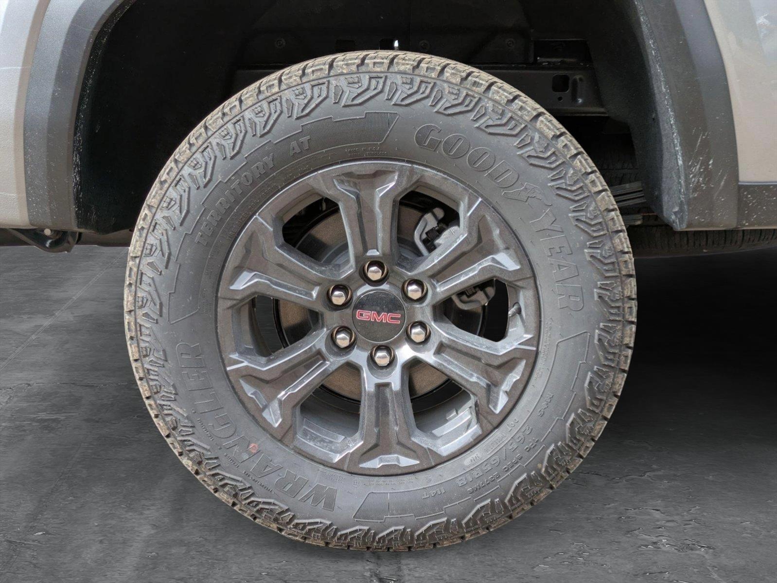 2024 GMC Canyon Vehicle Photo in GOLDEN, CO 80401-3850