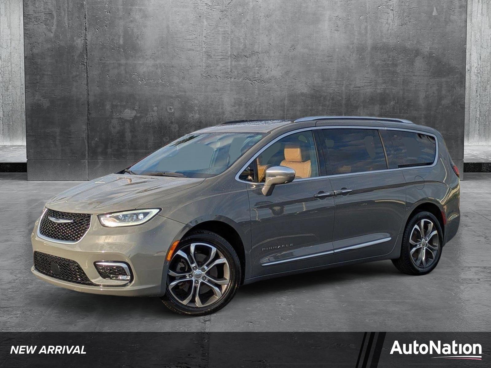 2022 Chrysler Pacifica Vehicle Photo in CLEARWATER, FL 33764-7163