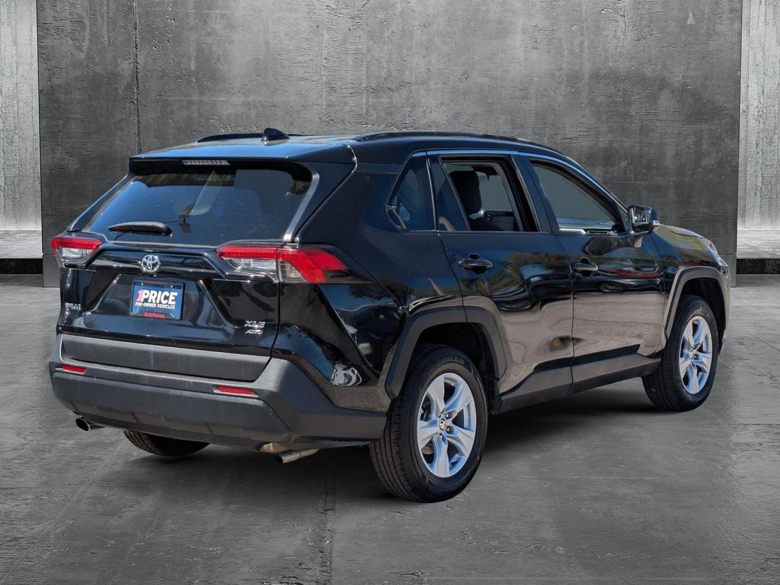 2021 Toyota RAV4 Vehicle Photo in Tampa, FL 33614