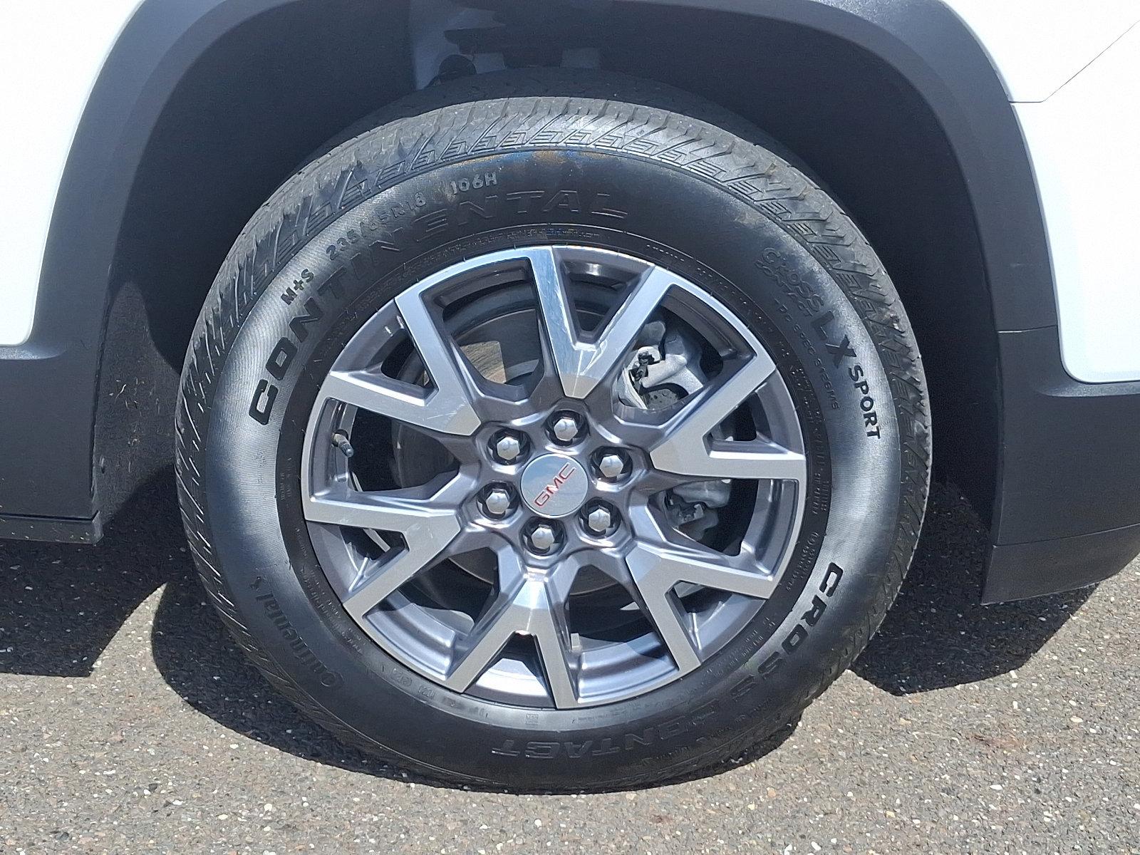 2022 GMC Acadia Vehicle Photo in Trevose, PA 19053