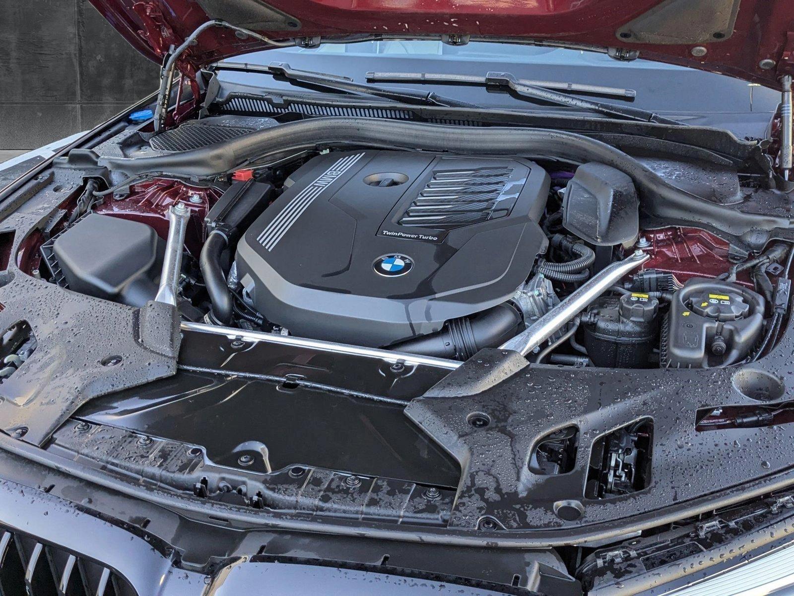 2023 BMW 5 Series Vehicle Photo in TIMONIUM, MD 21093-2300