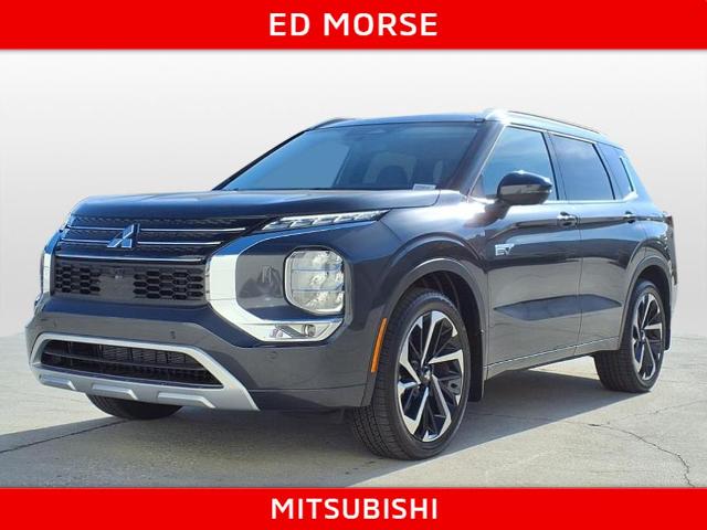 2025 Mitsubishi Outlander Plug-In Hybrid Vehicle Photo in Tampa, FL 33612