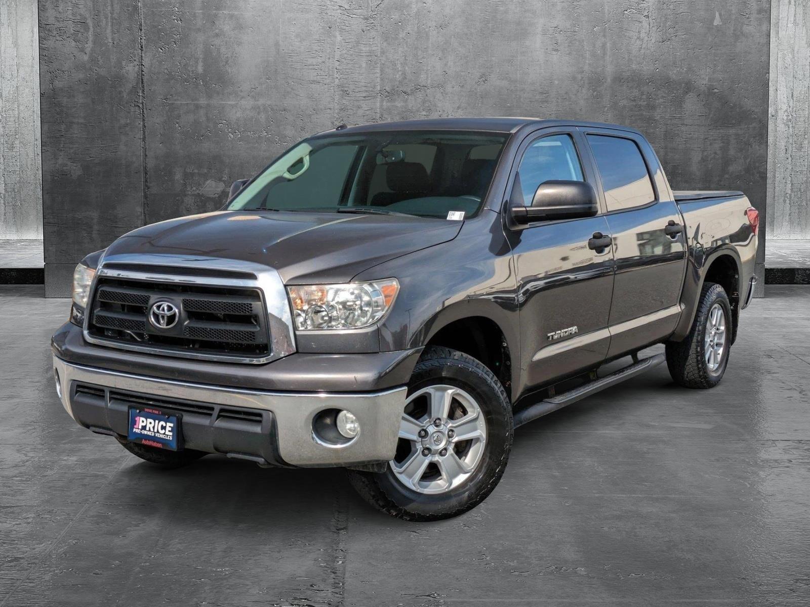 2013 Toyota Tundra 4WD Truck Vehicle Photo in Bethesda, MD 20852