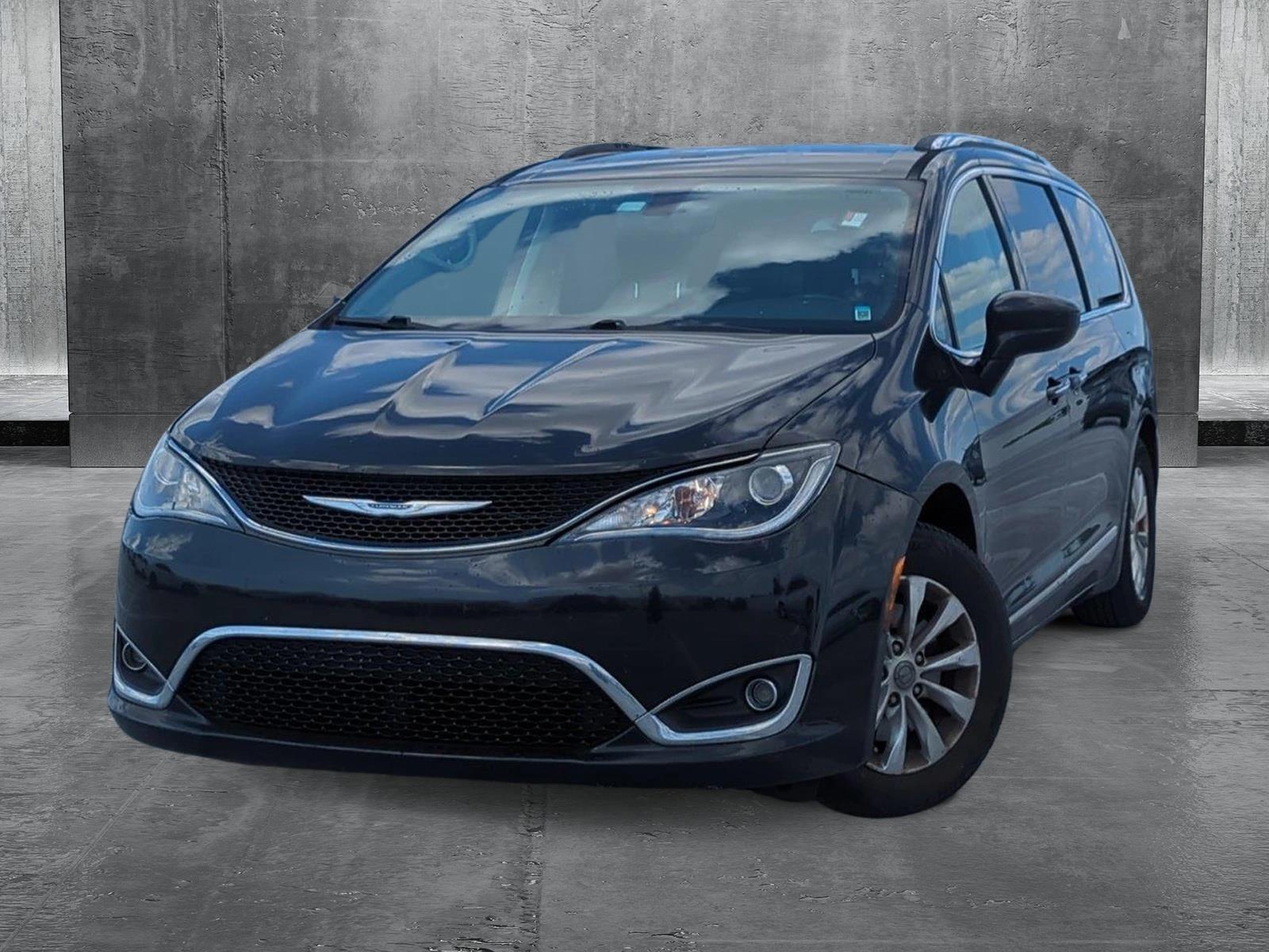 2018 Chrysler Pacifica Vehicle Photo in Ft. Myers, FL 33907