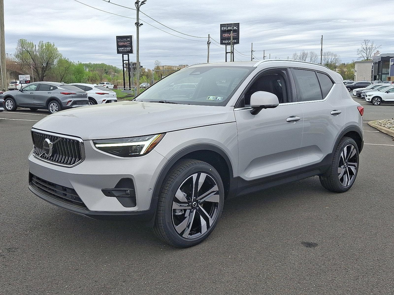 2025 Volvo XC40 Vehicle Photo in Trevose, PA 19053