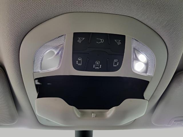 2023 Chrysler Pacifica Vehicle Photo in Green Bay, WI 54304