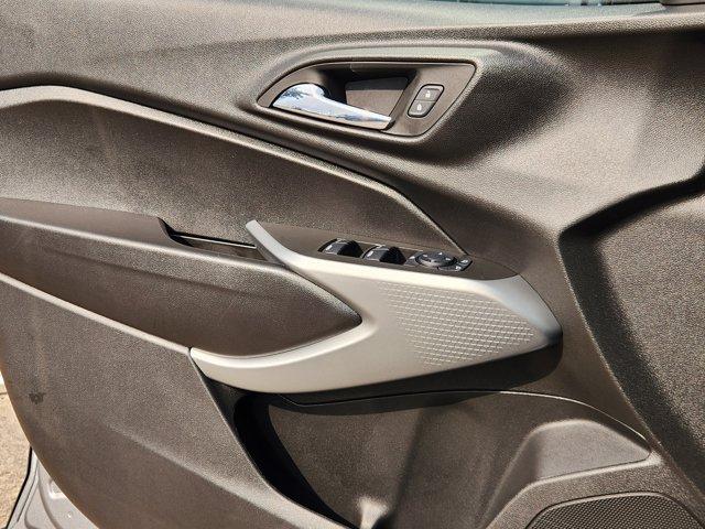 2025 Chevrolet Trax Vehicle Photo in SUGAR LAND, TX 77478-0000