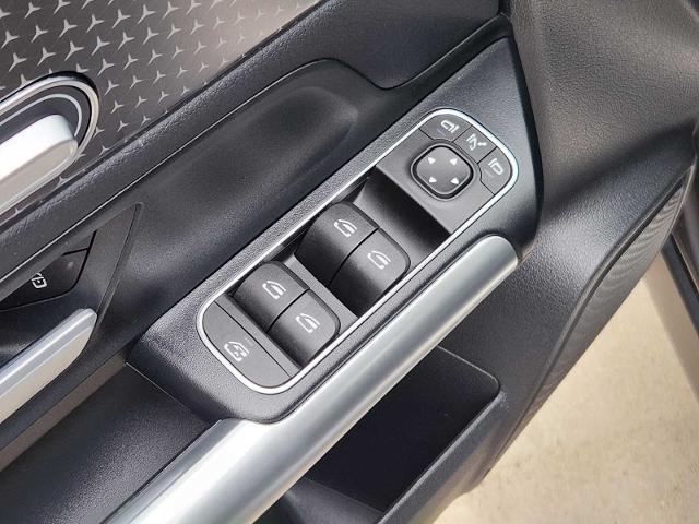 2025 Mercedes-Benz GLA Vehicle Photo in HOUSTON, TX 77079