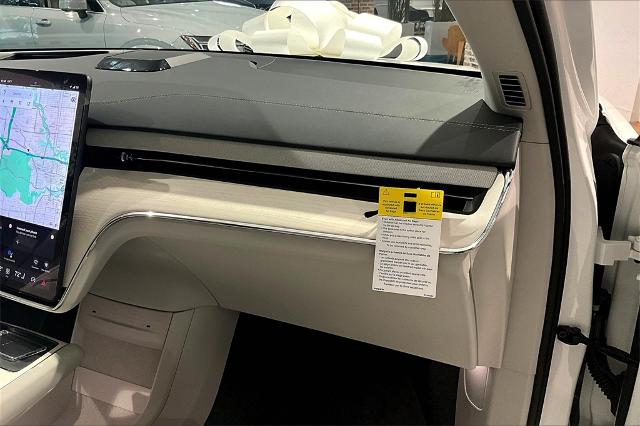 2025 Volvo EX90 Vehicle Photo in Houston, TX 77007
