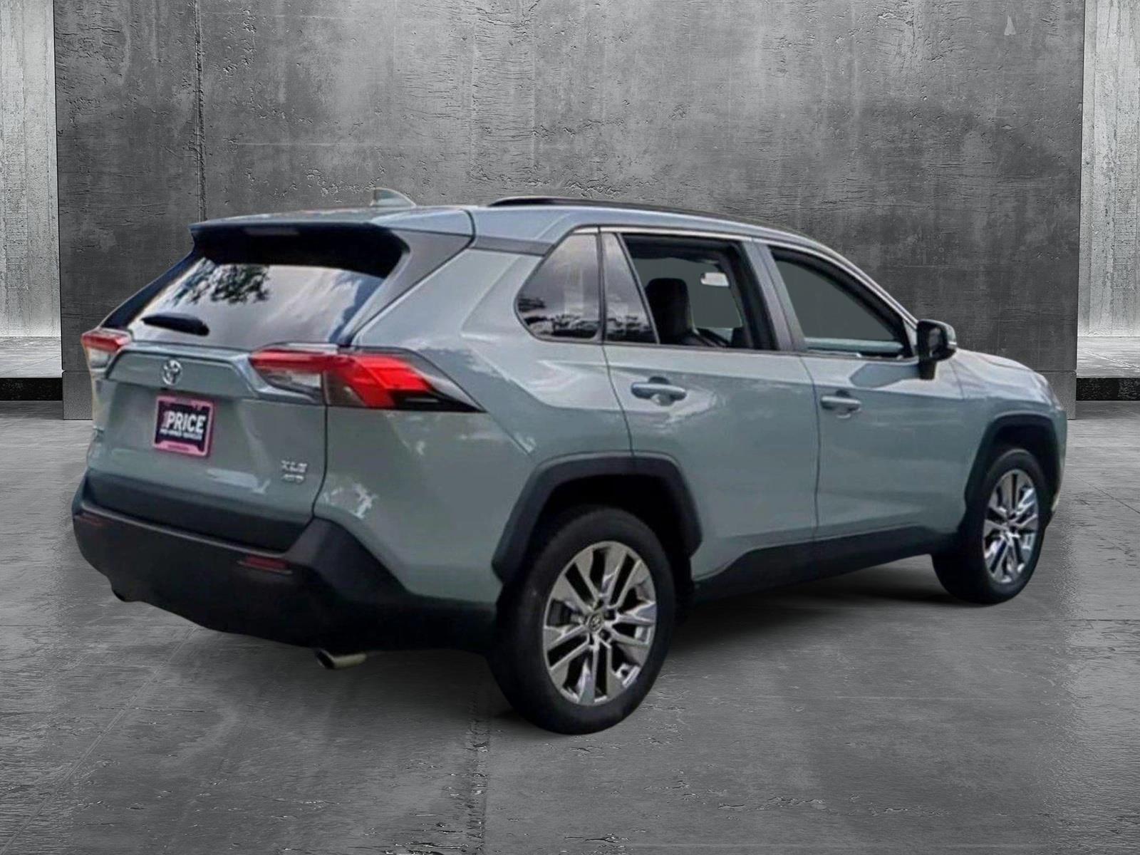 2020 Toyota RAV4 Vehicle Photo in West Palm Beach, FL 33417