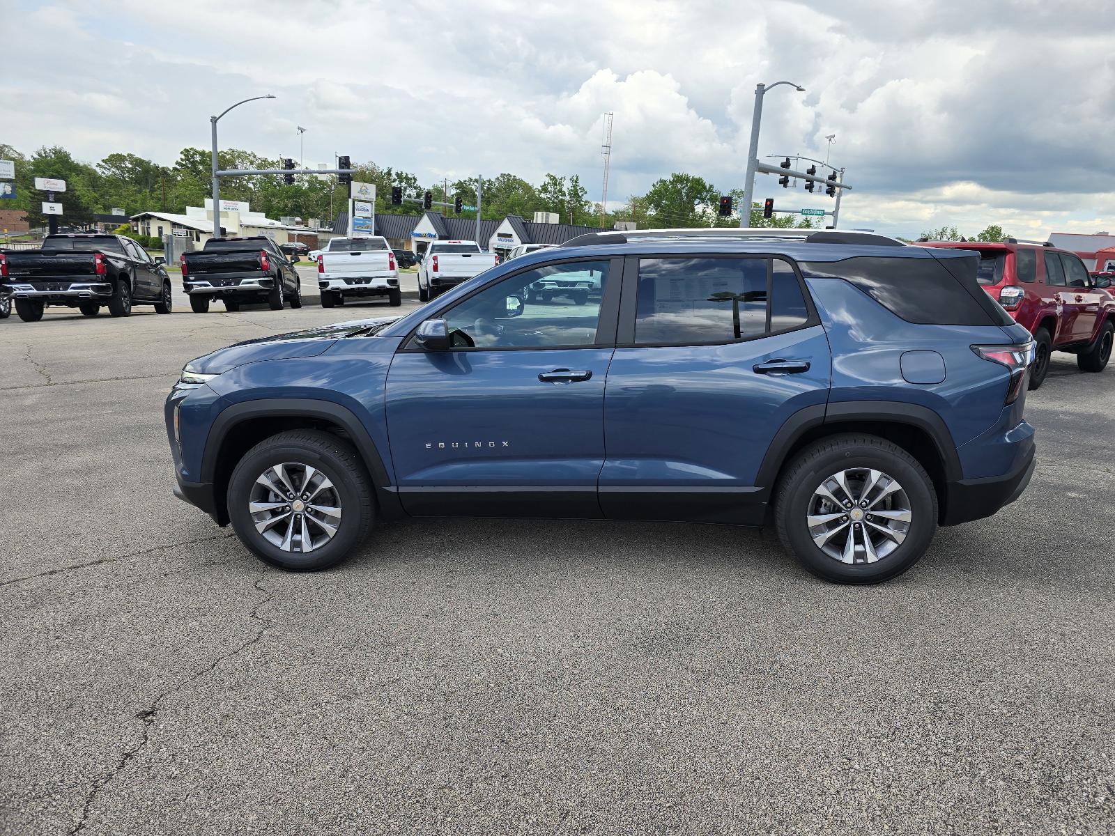 2026 Chevrolet Equinox Vehicle Photo in Rolla, MO 65401