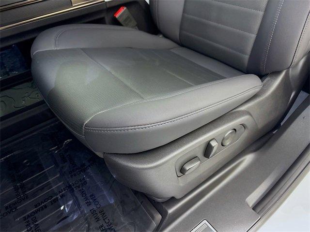 2024 GMC HUMMER EV Pickup Vehicle Photo in PUYALLUP, WA 98371-4149